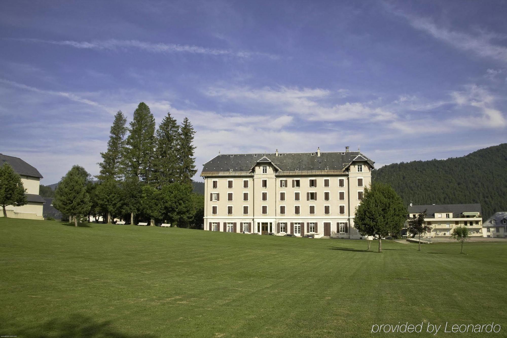 Western Grand De Paris & Hotel Villard-de-Lans