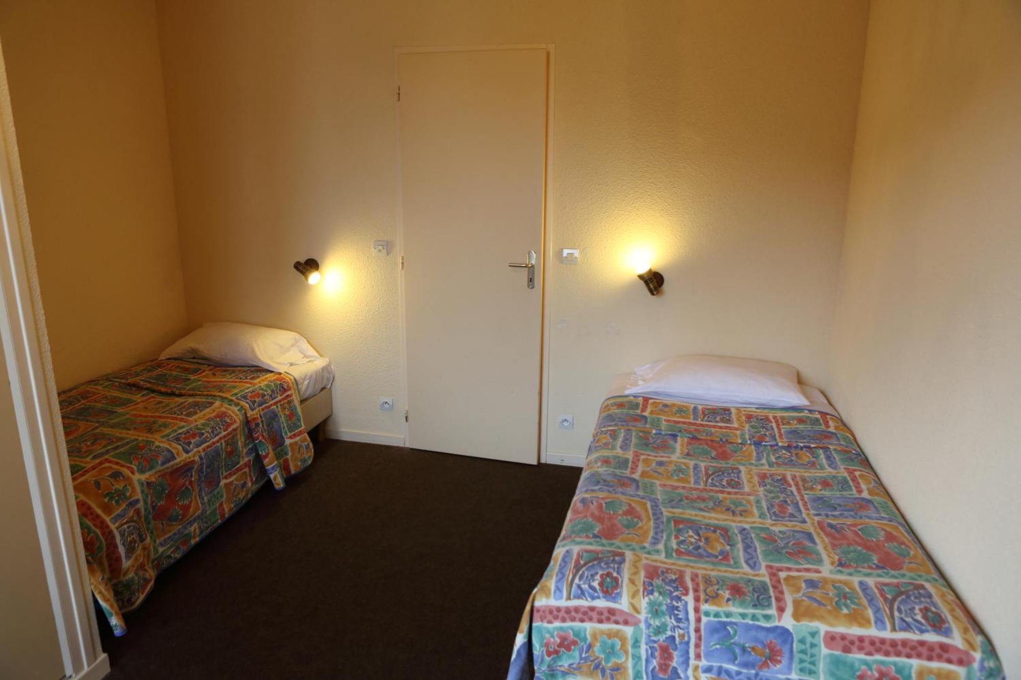 Western Grand De Paris &