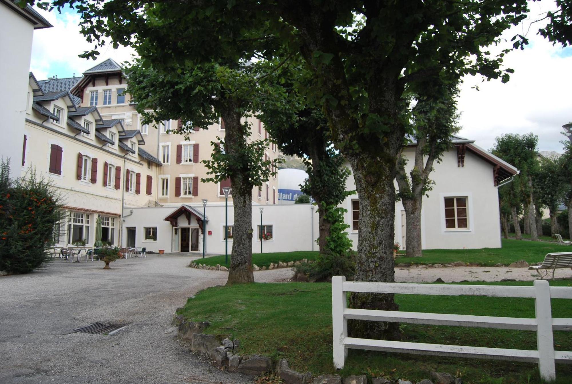 Western Grand De Paris & Hotel Villard-de-Lans